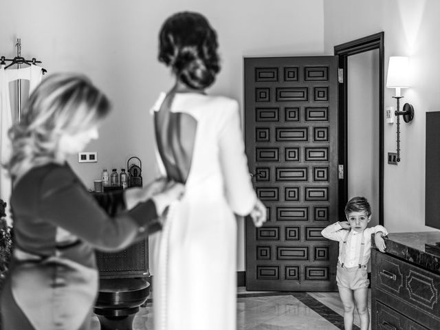 La boda de Alberto y Noelia en Sanlucar La Mayor, Sevilla 28