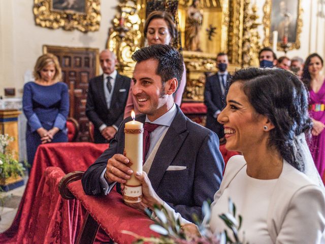 La boda de Alberto y Noelia en Sanlucar La Mayor, Sevilla 73