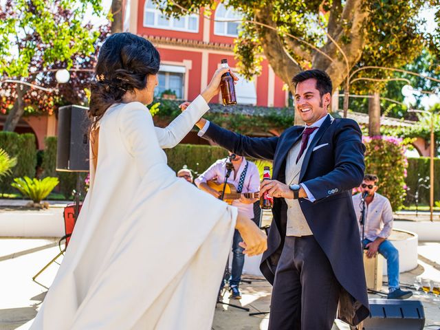 La boda de Alberto y Noelia en Sanlucar La Mayor, Sevilla 114