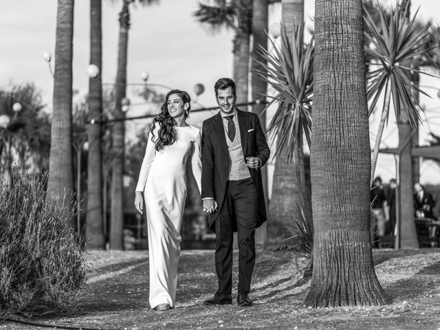 La boda de Alberto y Noelia en Sanlucar La Mayor, Sevilla 146