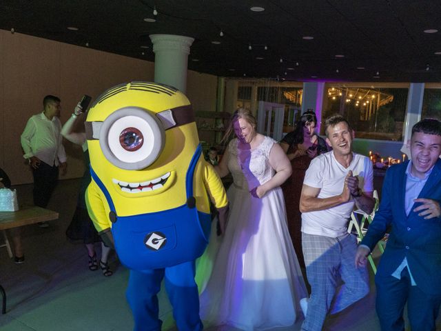 La boda de Christian y Estela en La Pineda, Tarragona 27