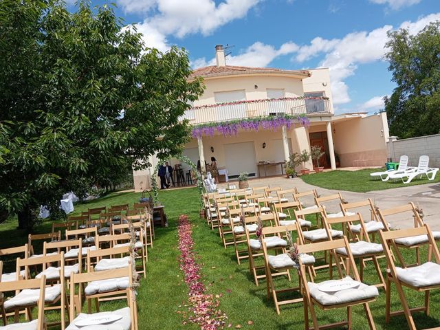 La boda de Samuel y Andrea  en Villanueva De Las Manzanas, León 14