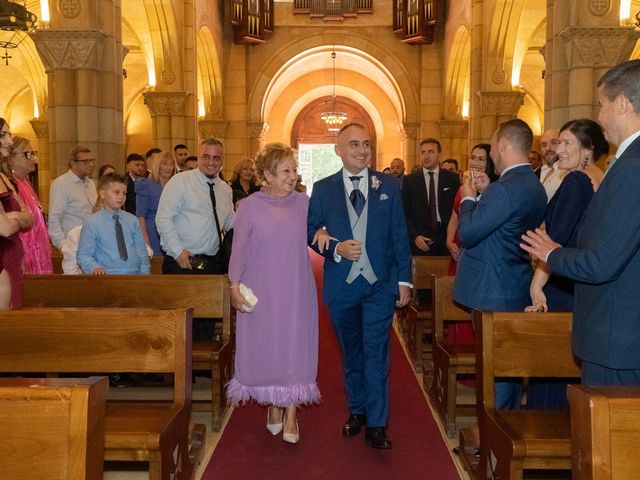 La boda de Lourdes y David en Gijón, Asturias 1