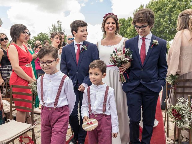 La boda de Hugo y Beatriz en Madrid, Madrid 23