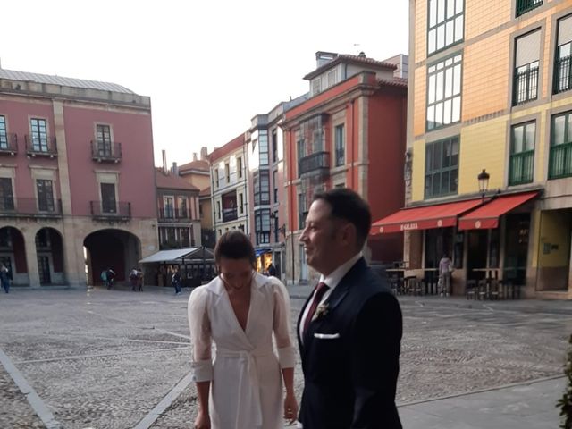 La boda de García Albuerne  y Zahida en Gijón, Asturias 4