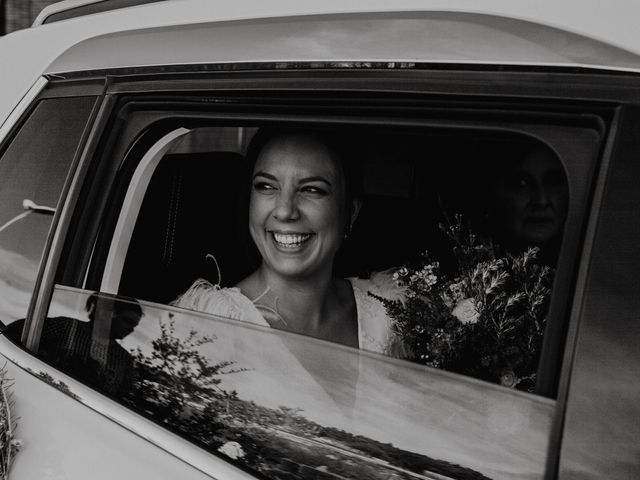 La boda de David y Natalia en Lugo De Llanera, Asturias 23