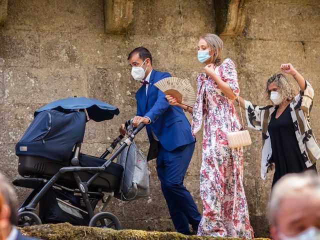 La boda de David y Luisa en Santiago De Compostela, A Coruña 2