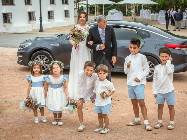 La boda de Rafa y Laura en Doña Mencia, Córdoba 22