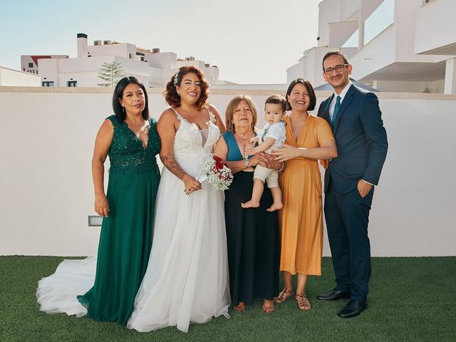 La boda de Maria Jose y Adrian en Benidorm, Alicante 221