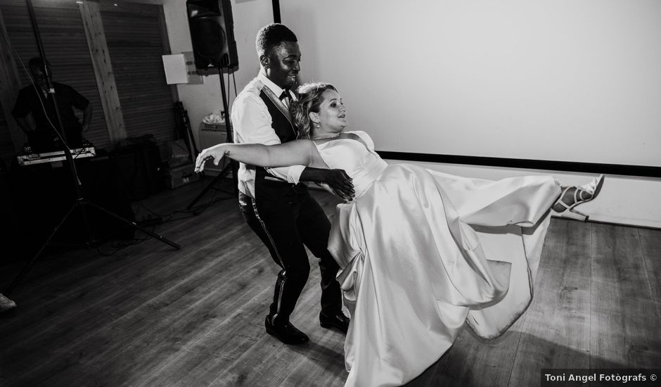 La boda de John y Camille en Sant Antoni De Vilamajor, Barcelona