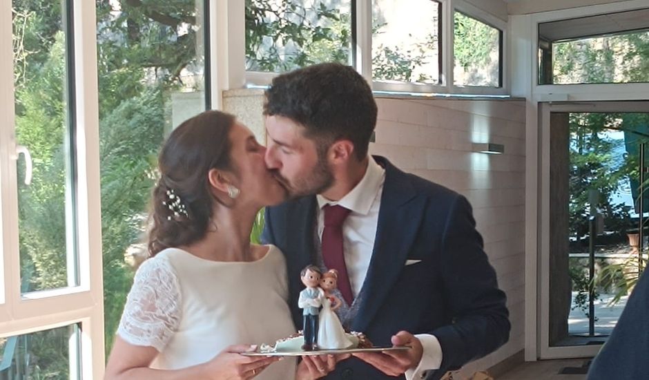 La boda de Victor y Leticia en Santiago De Compostela, A Coruña