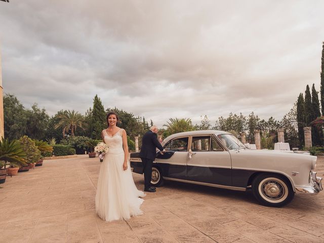 La boda de Fran y Llucia en Bunyola, Islas Baleares 32