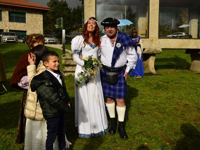 La boda de Manoel Xose y Ostaixka en Luintra, Orense 6