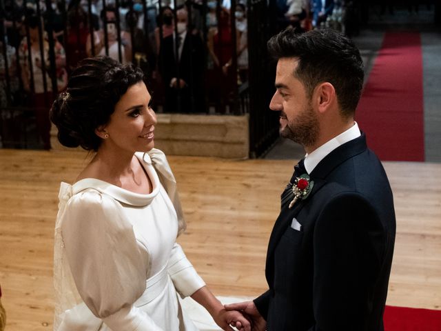 La boda de Kike y Ángela en Medina Del Campo, Valladolid 29