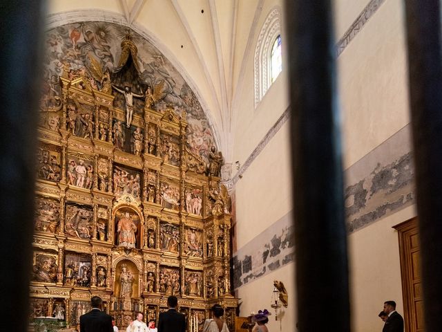 La boda de Kike y Ángela en Medina Del Campo, Valladolid 30