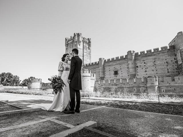 La boda de Kike y Ángela en Medina Del Campo, Valladolid 37