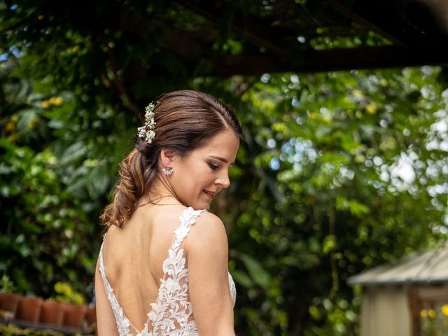 La boda de Laura y Ángel en Colmenar Viejo, Madrid 21