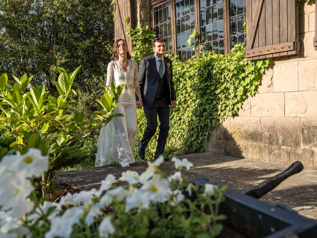 La boda de Aleix y Clara en Sant Feliu Del Raco, Barcelona 31