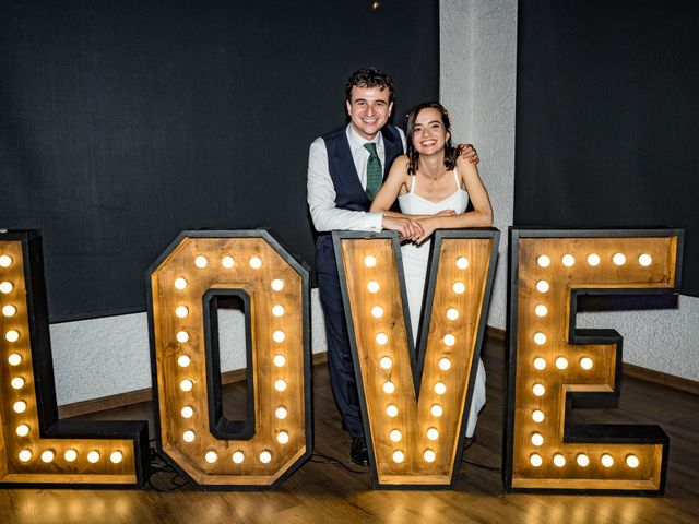 La boda de Aleix y Clara en Sant Feliu Del Raco, Barcelona 40