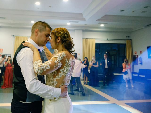 La boda de Pako y Vicky en Noreña, Asturias 46