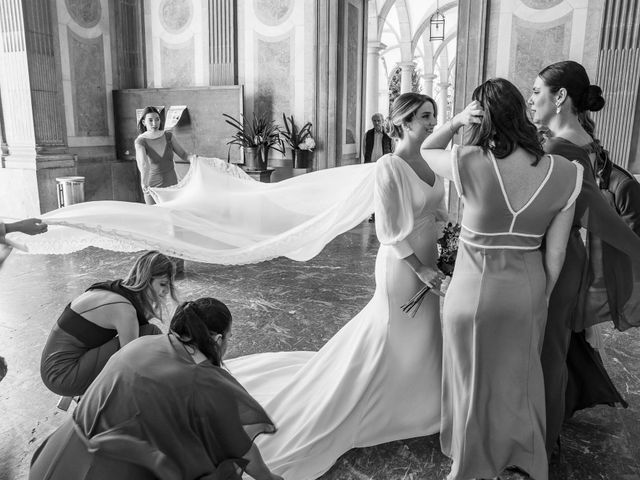 La boda de Juan Carlos y Noemi en Barcelona, Barcelona 34