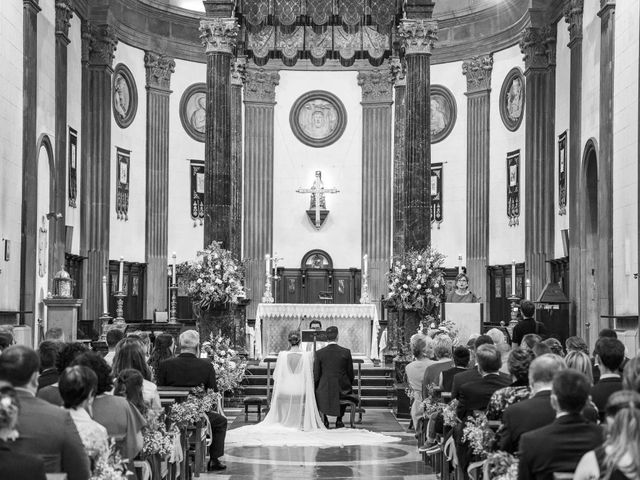 La boda de Juan Carlos y Noemi en Barcelona, Barcelona 37