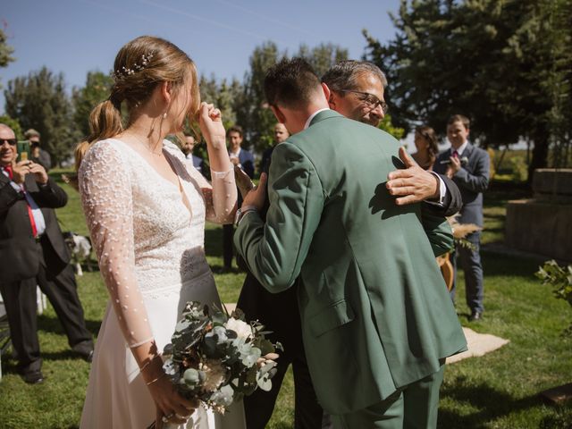 La boda de Adrian y Andrea en Torregrossa, Lleida 65