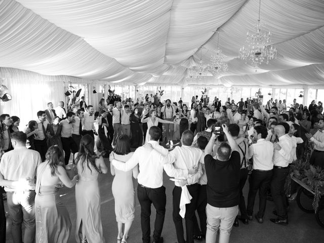 La boda de Adrian y Andrea en Torregrossa, Lleida 178