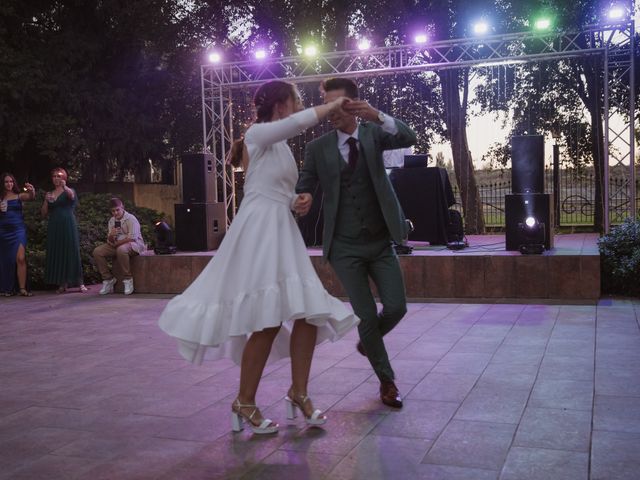 La boda de Adrian y Andrea en Torregrossa, Lleida 197