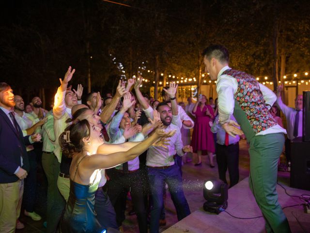 La boda de Adrian y Andrea en Torregrossa, Lleida 229