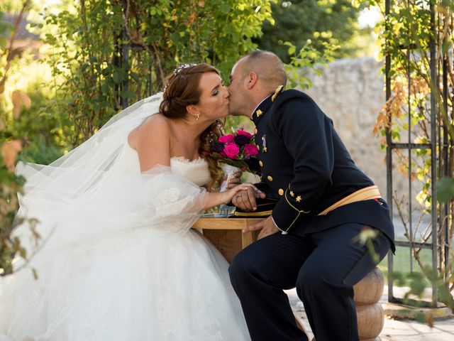 La boda de Saúl y Beatriz  en Fuentidueña, Segovia 82