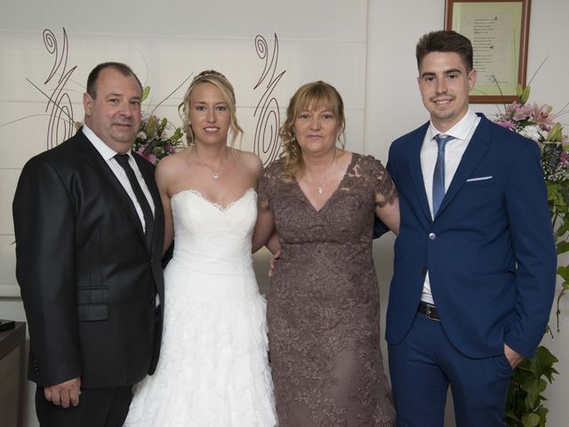 La boda de Ferran y Sara en Castelldefels, Barcelona 2
