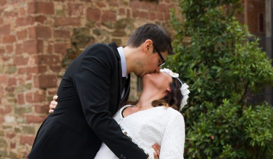 La boda de Míguel y Lara en Viladecans, Barcelona