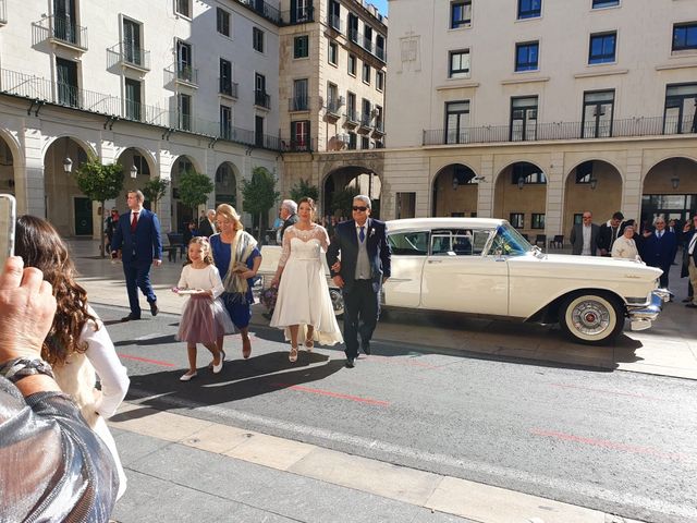 La boda de Harry y Victoria en Sant Vicent Del Raspeig/san Vicente Del, Alicante 3