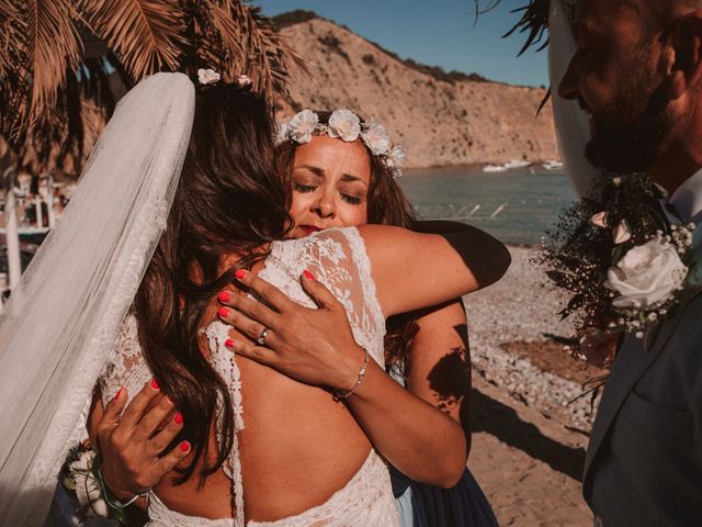 La boda de Christelle y Erol en Cala De San Vicente Ibiza, Islas Baleares 147