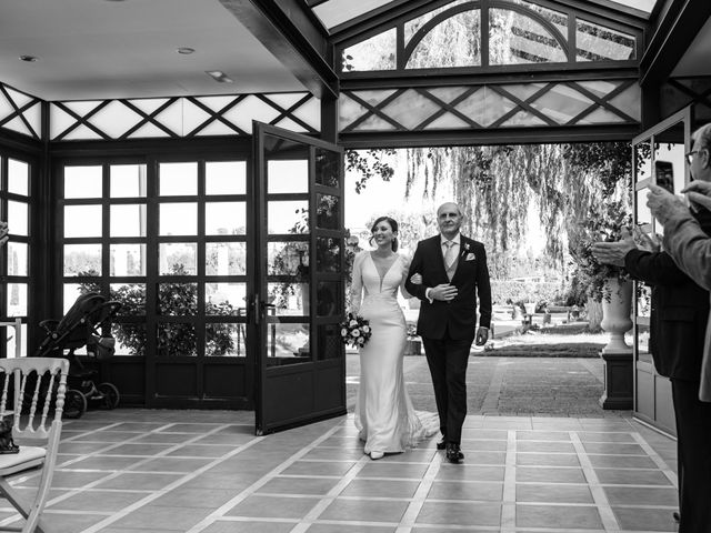 La boda de Lamberto y Patricia en El Puig, Valencia 36