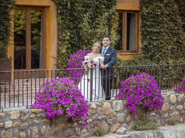 La boda de Adrián y Carolina en Madrid, Madrid 81