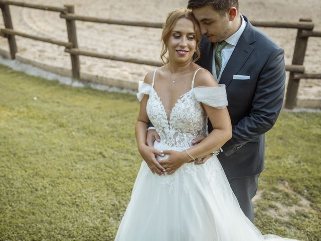 La boda de Adrián y Carolina en Madrid, Madrid 96