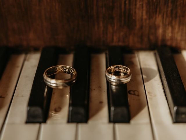La boda de Jhony y Katy en Las Fraguas, Cantabria 23
