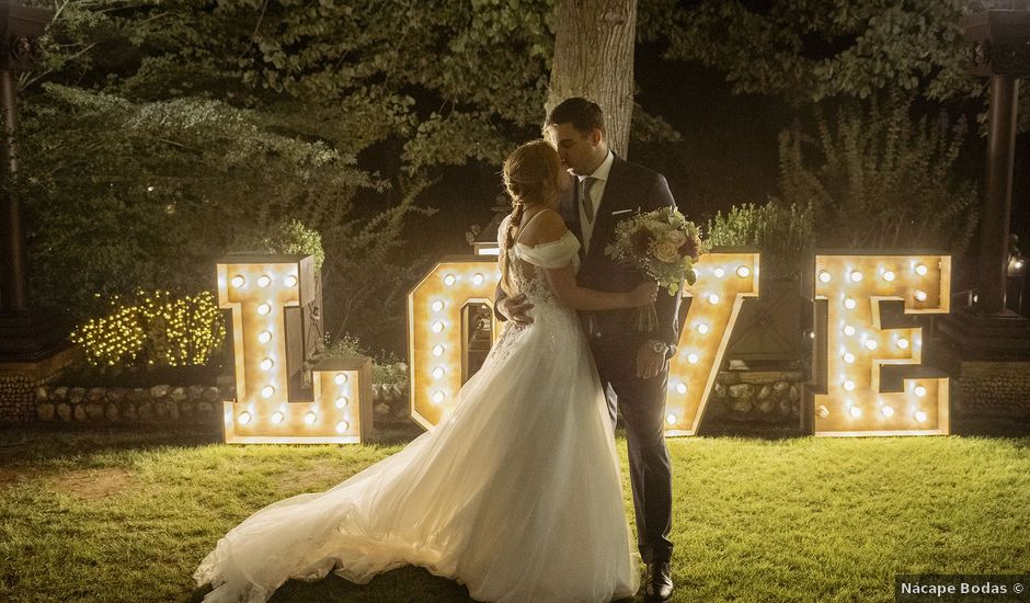 La boda de Adrián y Carolina en Madrid, Madrid