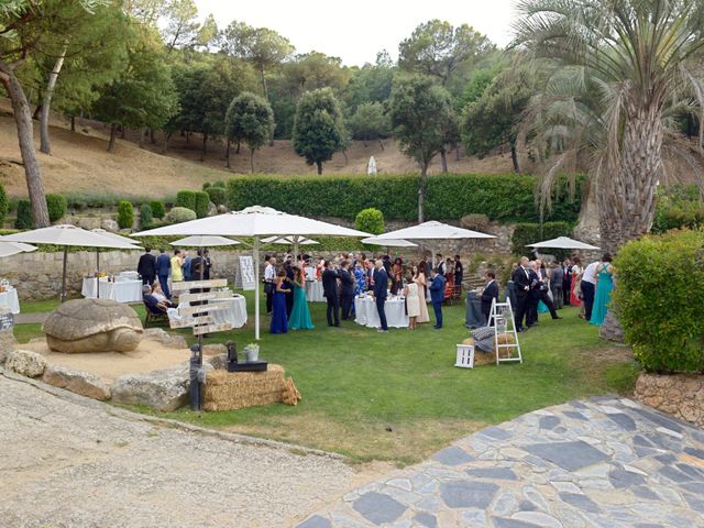 La boda de Marc y Lucía en Montcada I Reixac, Barcelona 26