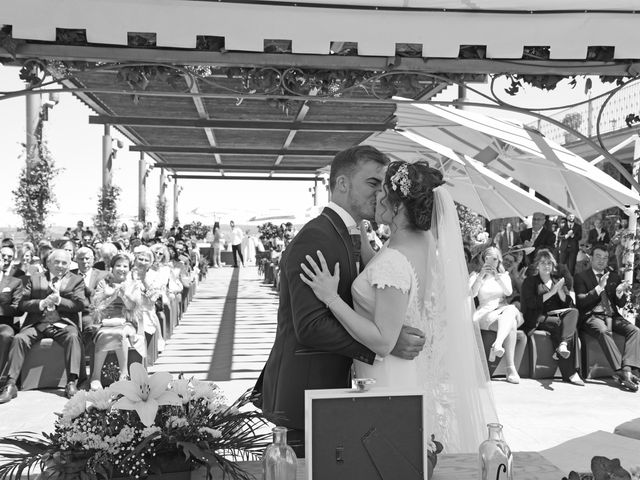 La boda de Laura y Jose Manuel en Torrenueva, Ciudad Real 21