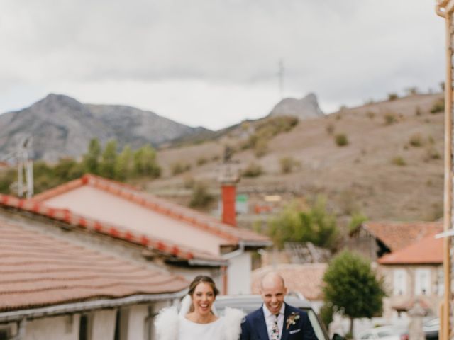 La boda de José y Merche en Cervera De Pisuerga, Palencia 31