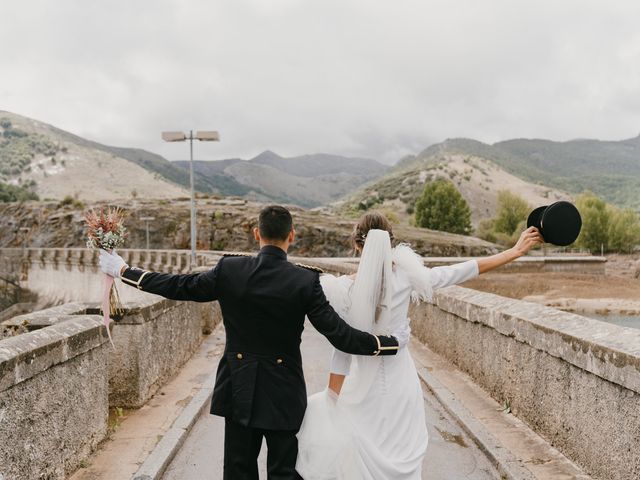 La boda de José y Merche en Cervera De Pisuerga, Palencia 60