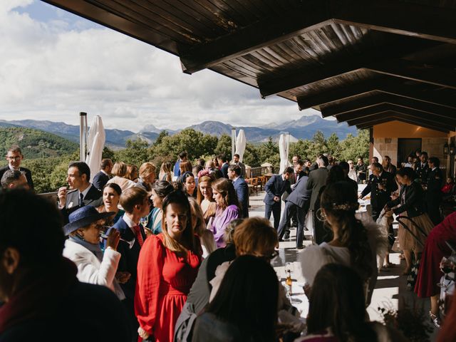 La boda de José y Merche en Cervera De Pisuerga, Palencia 74