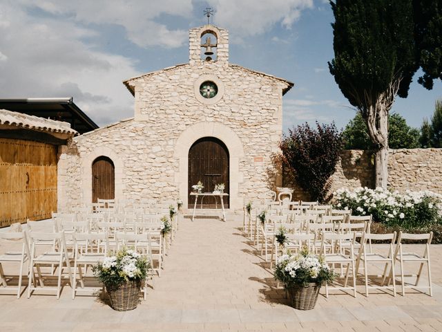 La boda de Miriam y Toni en La Riera De Gaia, Tarragona 13