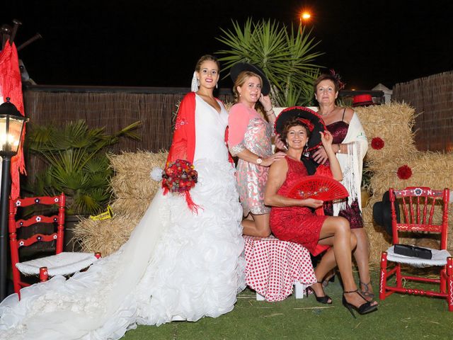 La boda de Juan Carlos y Noemí en Elx/elche, Alicante 36