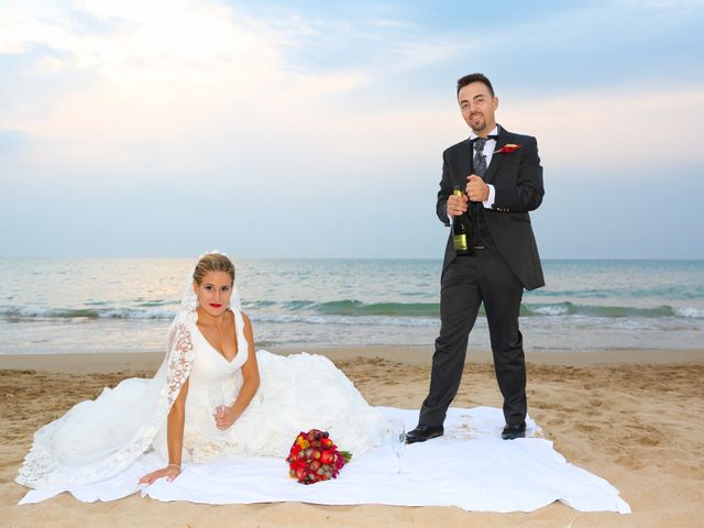 La boda de Juan Carlos y Noemí en Elx/elche, Alicante 100