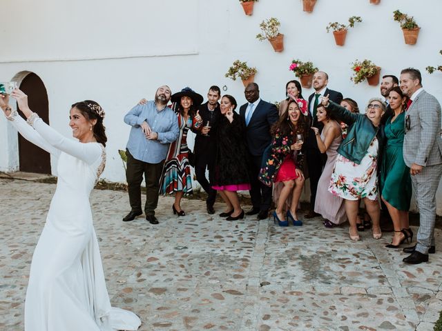 La boda de Andrés y Reyes en Espartinas, Sevilla 36