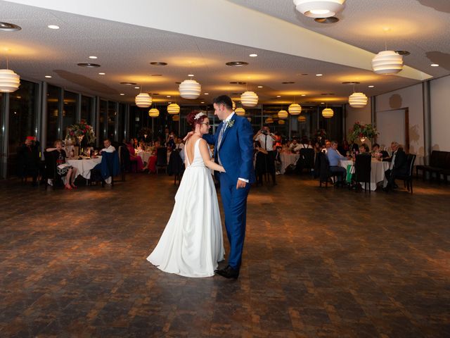 La boda de Paula y Carlos en Oruña De Pielagos, Cantabria 37